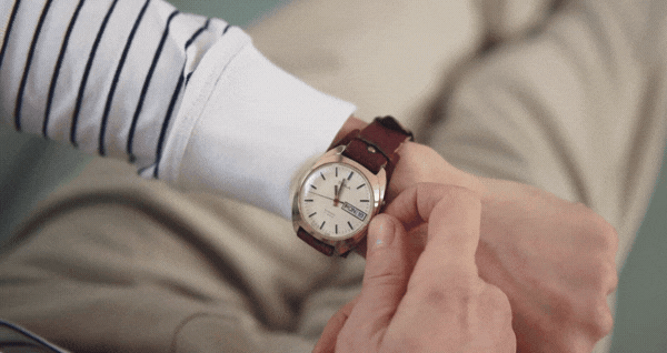Checking the time before peeling a transfer